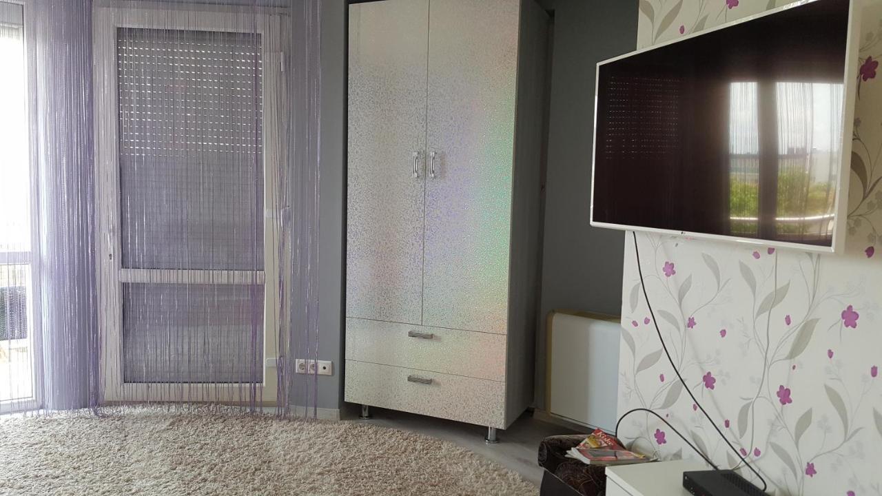 Ferienwohnung Paris-Lux. Hajdúszoboszló Exterior foto